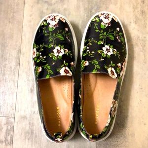 Halogen Leather Slip-on Shoes in Floral